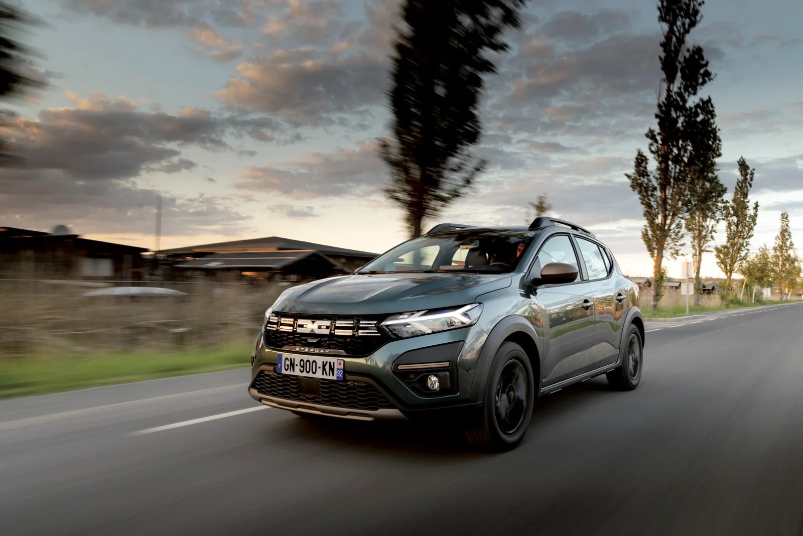 imgi_165_Dacia-Sandero-005-copie